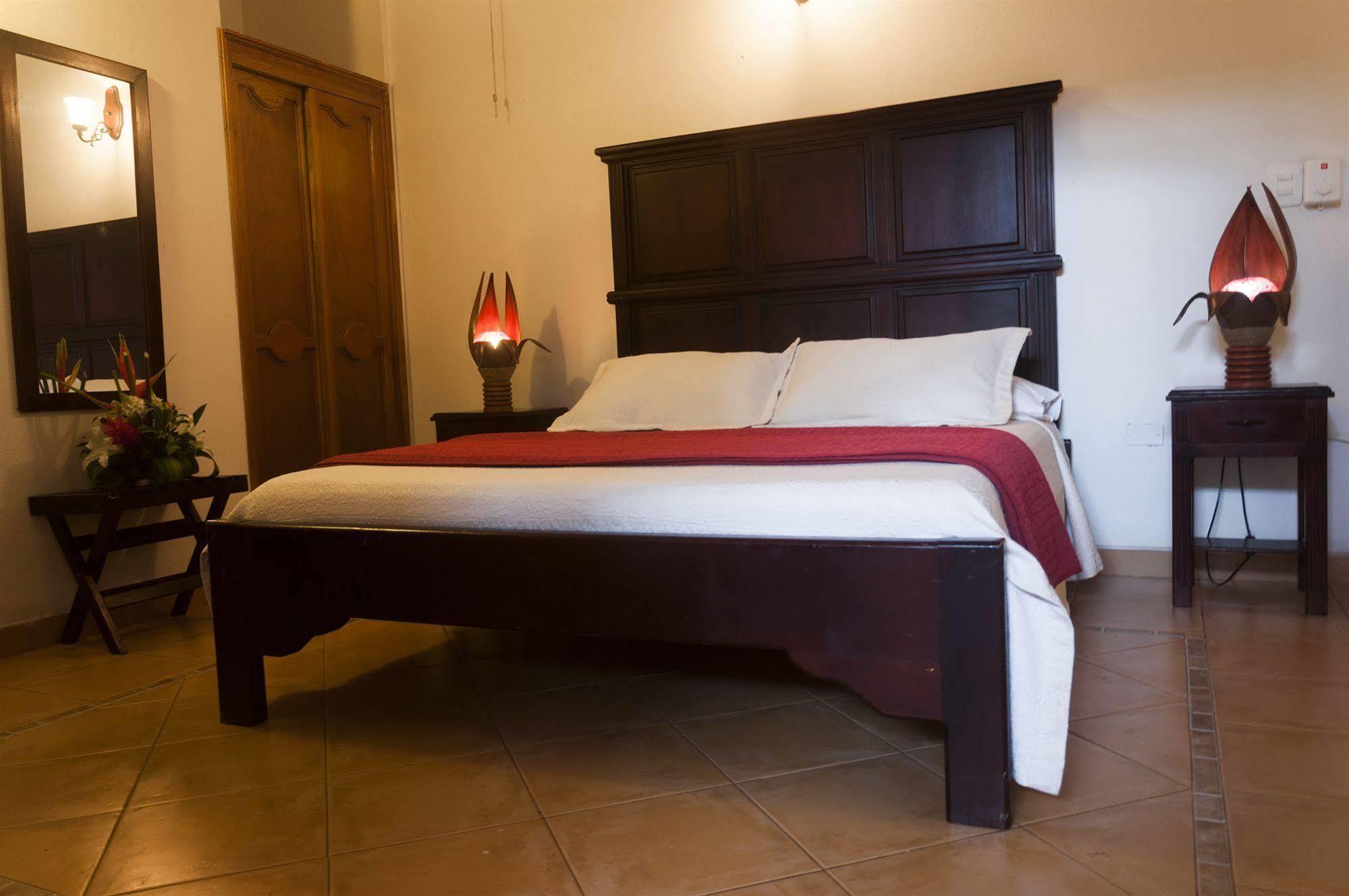 מלון Cartagena Casa Del Curato מראה חיצוני תמונה