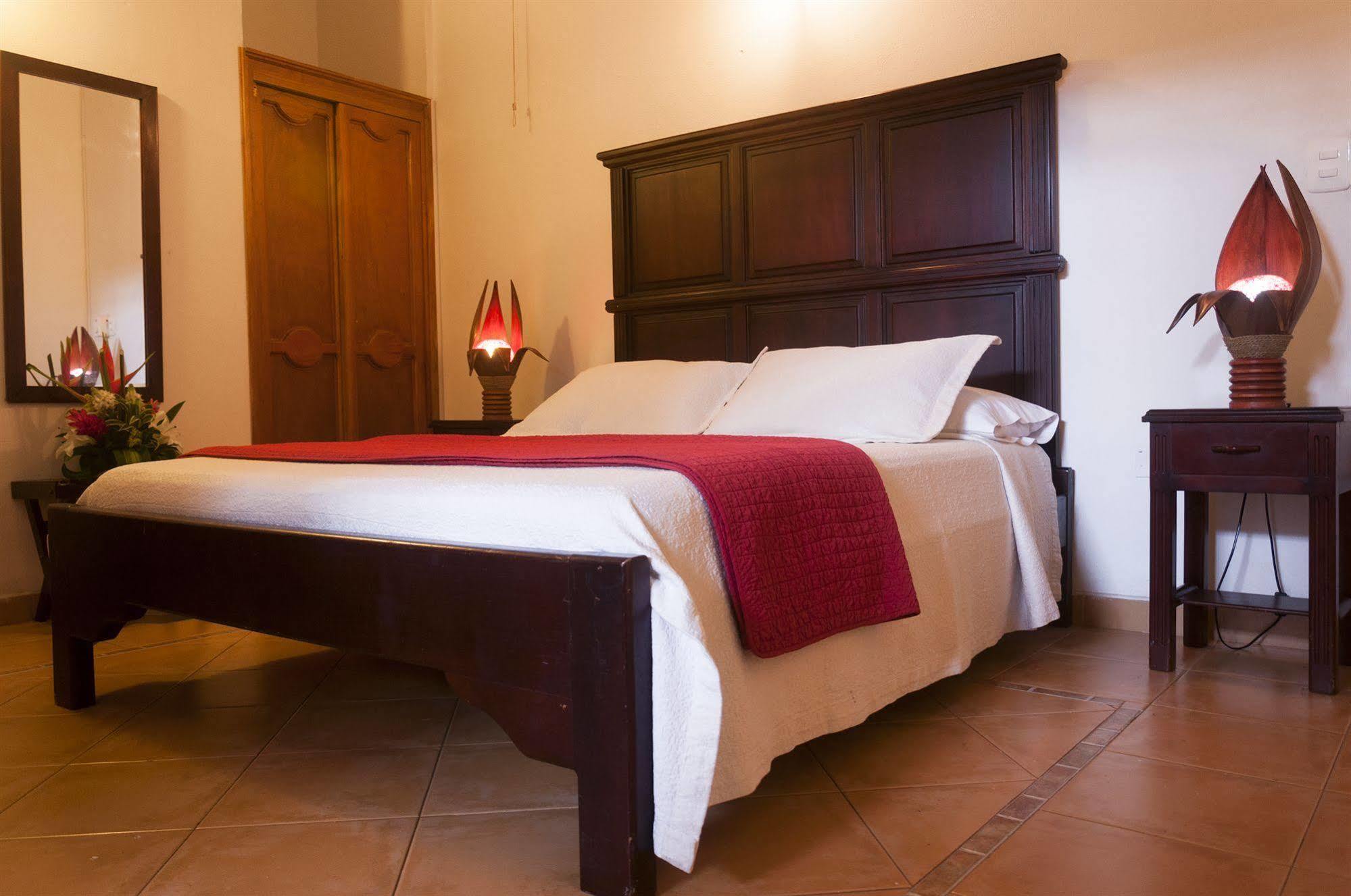 מלון Cartagena Casa Del Curato מראה חיצוני תמונה