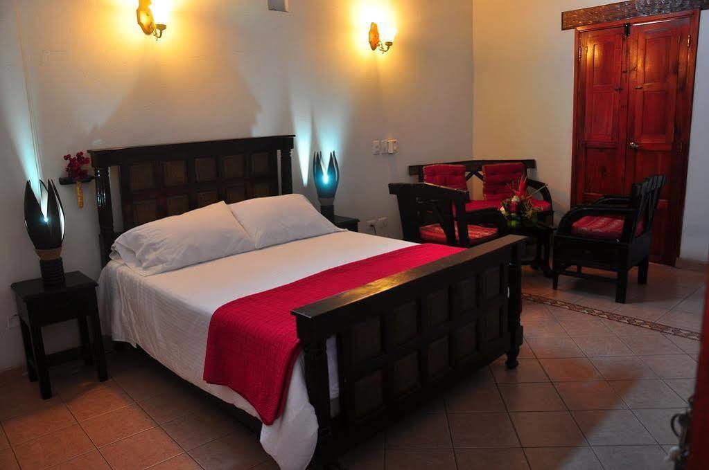 מלון Cartagena Casa Del Curato מראה חיצוני תמונה